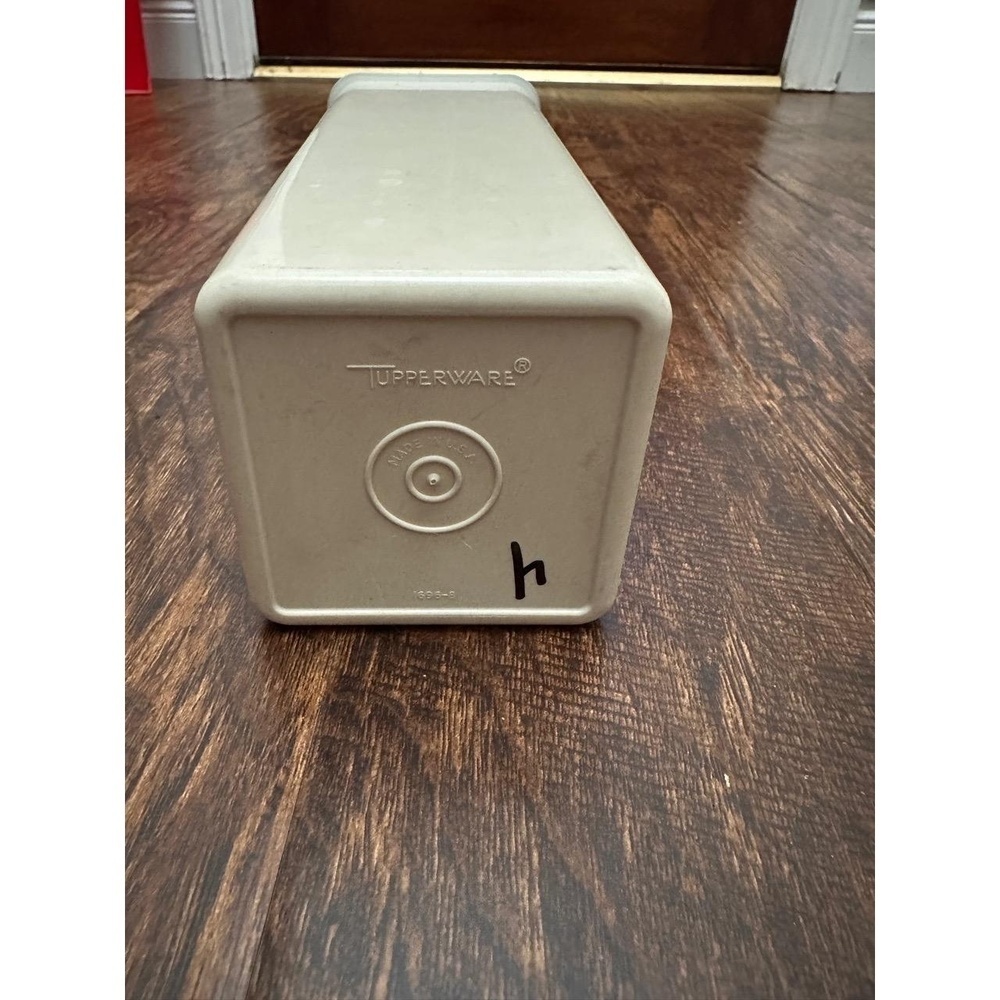 TUPPERWARE Container Off-White‎ Rectangular Storage Reusable Velveeta Block - Picture 3 of 4